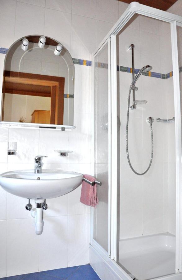 Hotel Grauer Baer Bresanona Habitación foto